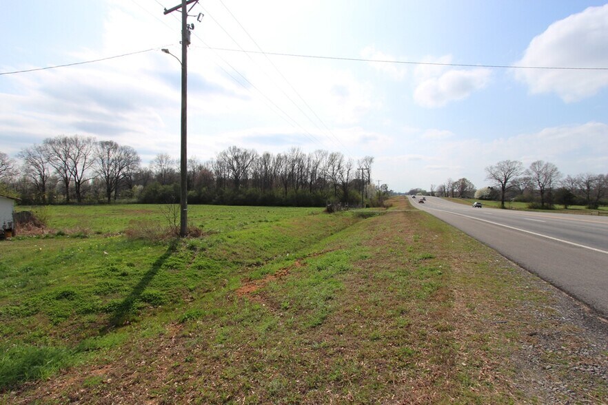 1710 Hwy 64 E, Vilonia, AR à vendre - Photo du bâtiment - Image 3 de 40