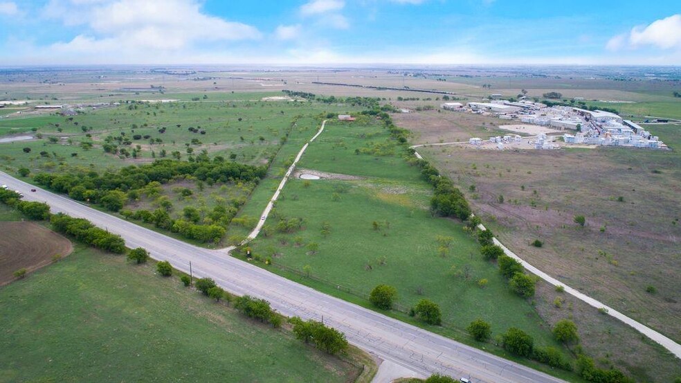 28017 S Highway 377, Cresson, TX à vendre - Photo principale - Image 1 de 1