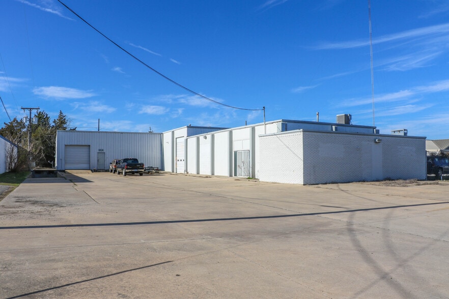 3910 N Frisco Rd, Sherman, TX for lease - Building Photo - Image 2 of 6