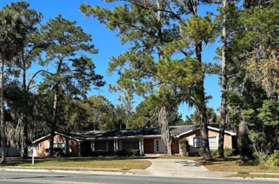 1333 SE 17th St, Ocala, FL à vendre - Photo du bâtiment - Image 2 de 2