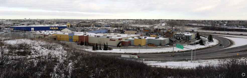 8000-8180 11 St SE, Calgary, AB for sale - Primary Photo - Image 1 of 1