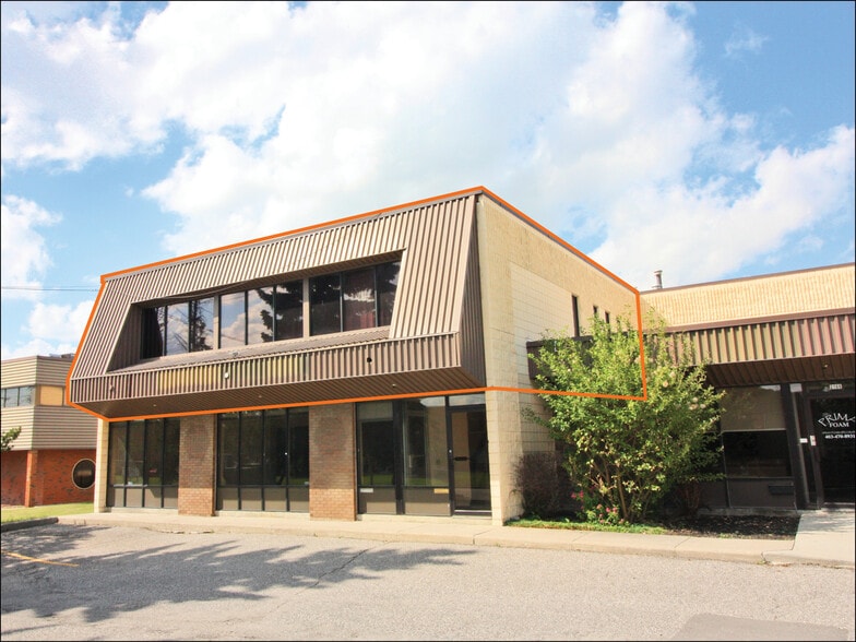 2182 39 Av NE, Calgary, AB for lease - Building Photo - Image 1 of 10