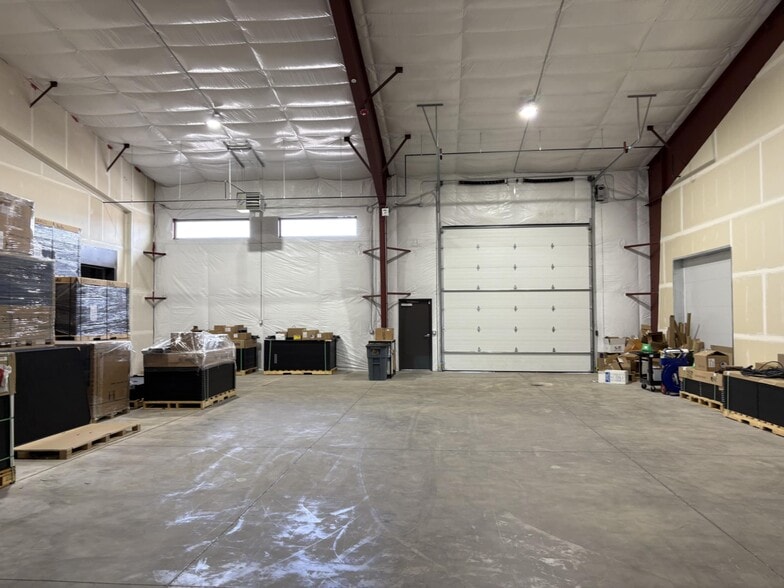 9950 Longacres Ln, Missoula, MT for lease - Building Photo - Image 3 of 4