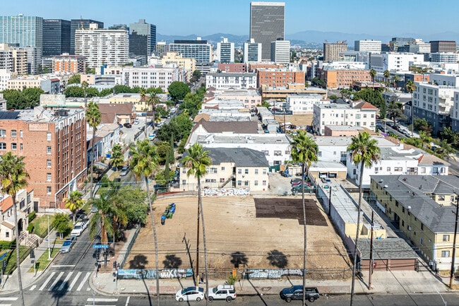 Plus de détails pour 854 S Normandie Ave, Los Angeles, CA - Terrain aux enchères