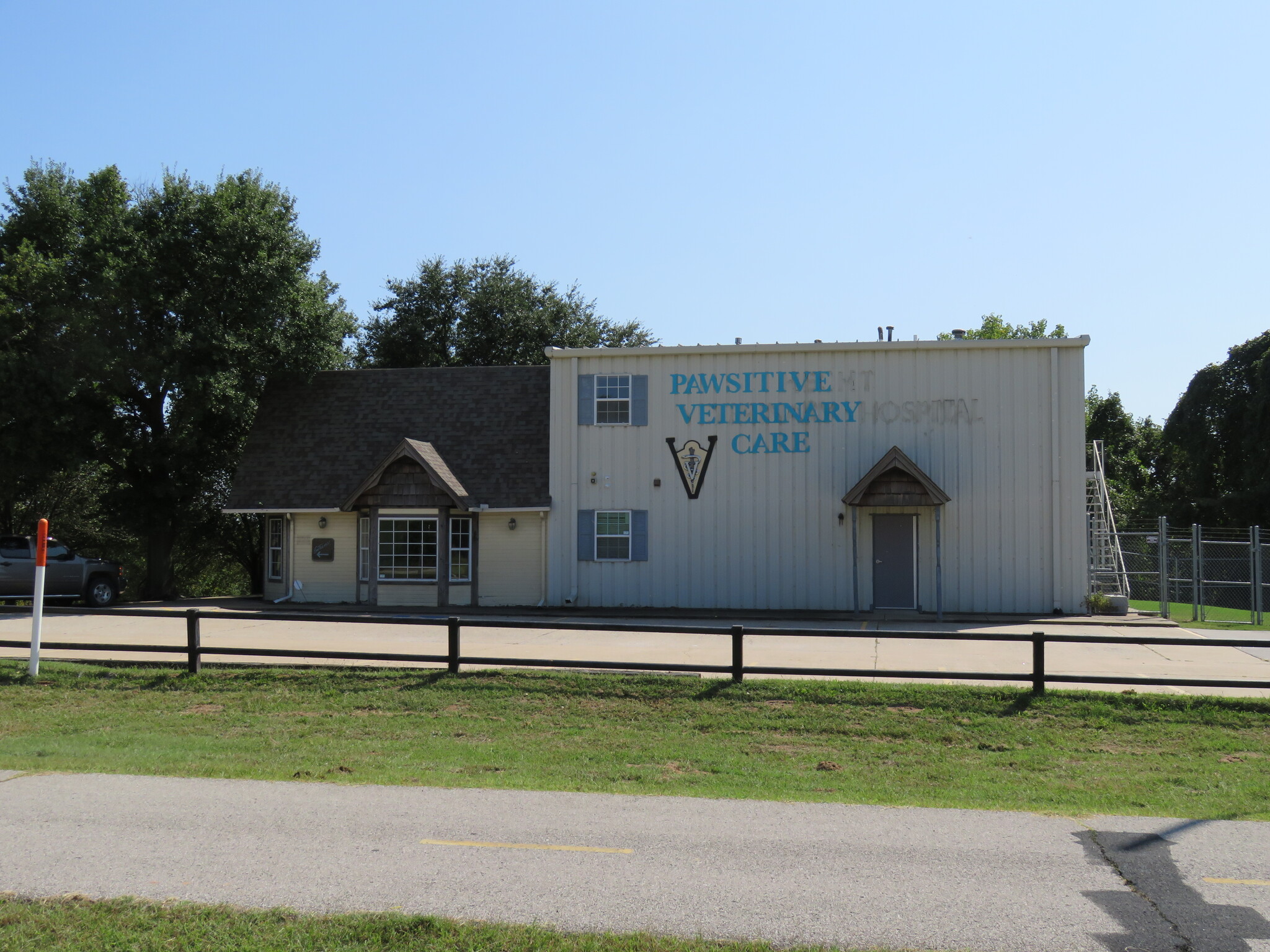 104 N Gilcrease Museum Rd, Tulsa, OK à vendre Photo du b timent- Image 1 de 1