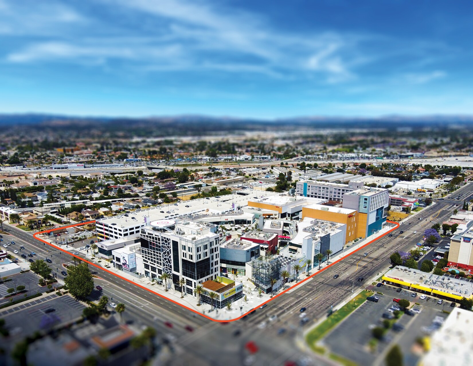 6940 Beach Blvd, Buena Park, CA à louer Photo du bâtiment- Image 1 de 6