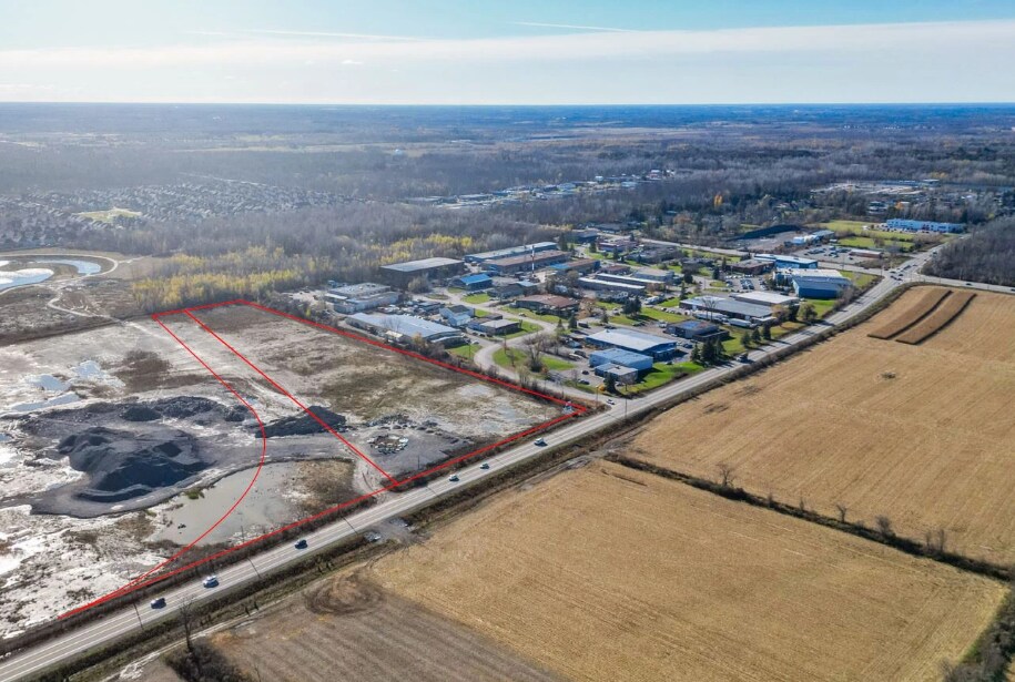 2940 Leitrim Rd, Ottawa, ON à louer Photo principale- Image 1 de 2