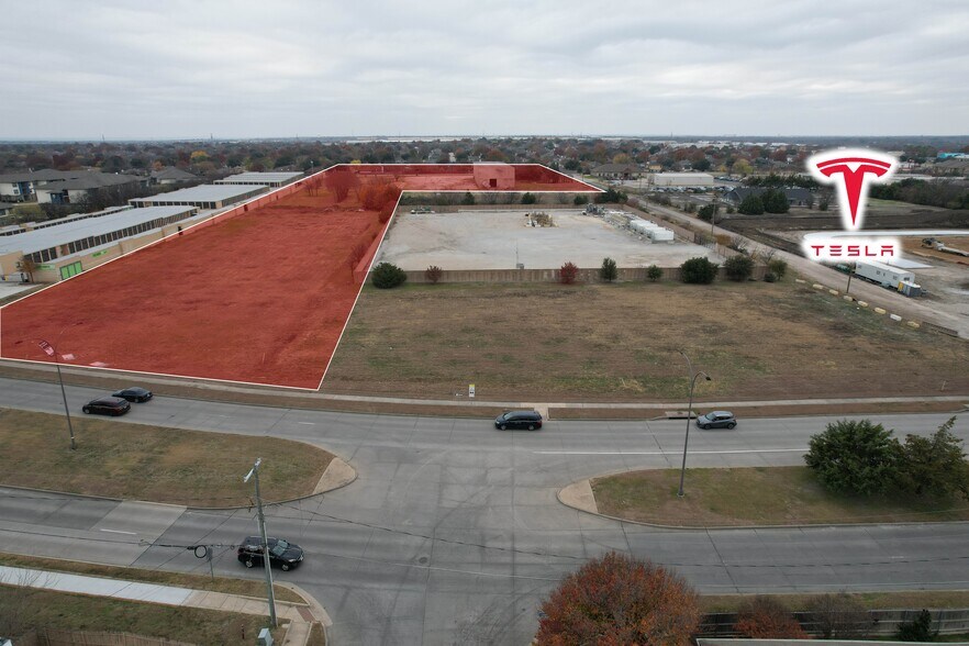 1011 Mineral Springs Rd, Arlington, TX à vendre - Photo du bâtiment - Image 2 de 6