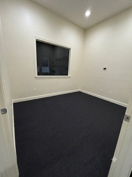 21733 Provincial Blvd, Katy, TX for lease - Interior Photo - Image 3 of 12