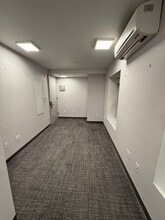 1217 Bedford Ave, Brooklyn, NY à louer Photo intérieure- Image 2 de 4