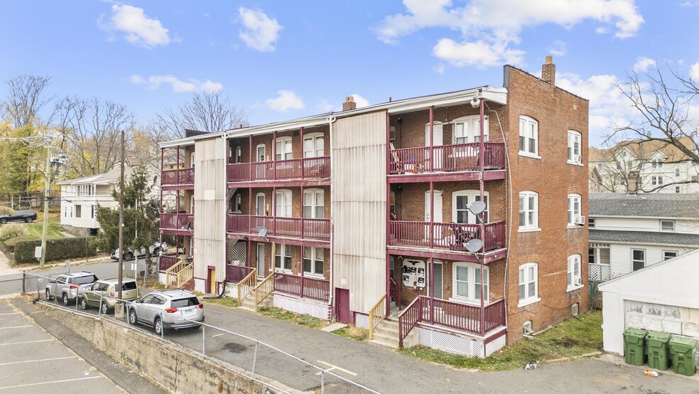 75 Clark St, New Britain, CT for sale - Building Photo - Image 3 of 14