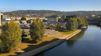 210 Lower Bristol Rd, Bath, BAS - Aerial map view