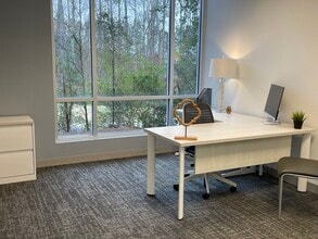 675 Mansell Rd, Roswell, GA for lease Interior Photo- Image 2 of 2