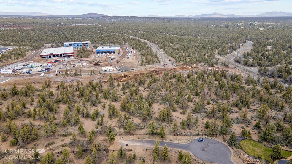Large Tract 8, Bend, OR à vendre - Photo du bâtiment - Image 3 de 3