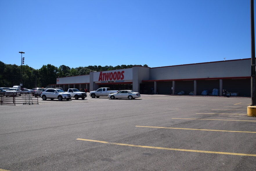 1629 E Main St, Magnolia, AR à vendre - Photo du bâtiment - Image 2 de 6