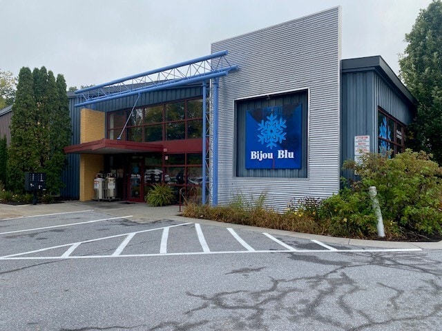 10 Farrell St, South Burlington, VT for lease Primary Photo- Image 1 of 4