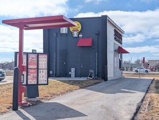 Plus de détails pour Now available: Two adjacent single-tenan – Commerce de détail à vendre, Appleton, WI