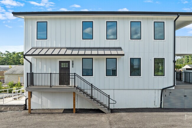 Plus de détails pour 328 Wilmington W Chester Pike, Glen Mills, PA - Bureau à louer