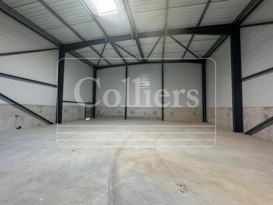 Flex in Signes for lease Interior Photo- Image 1 of 4