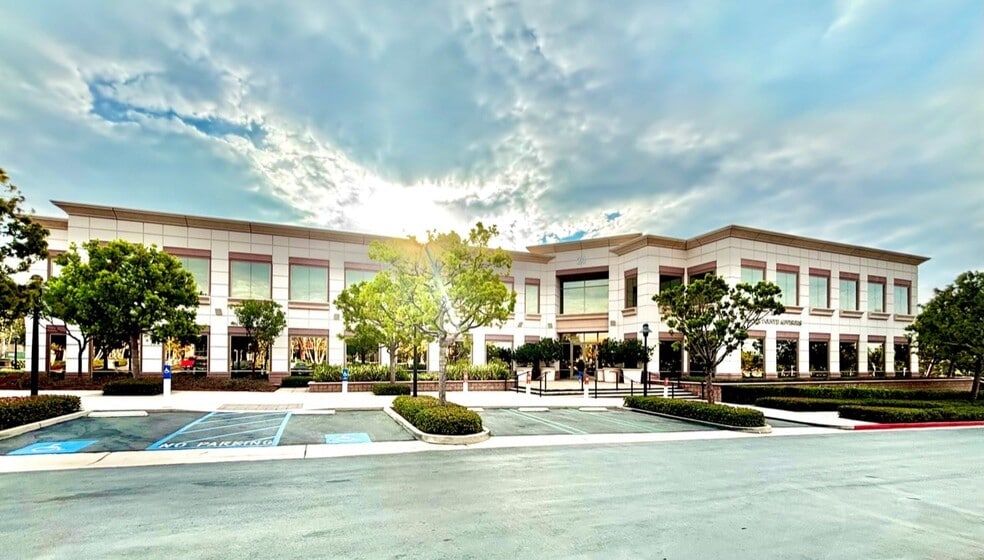 24 Corporate Plaza Dr, Newport Beach, CA for lease - Building Photo - Image 2 of 6