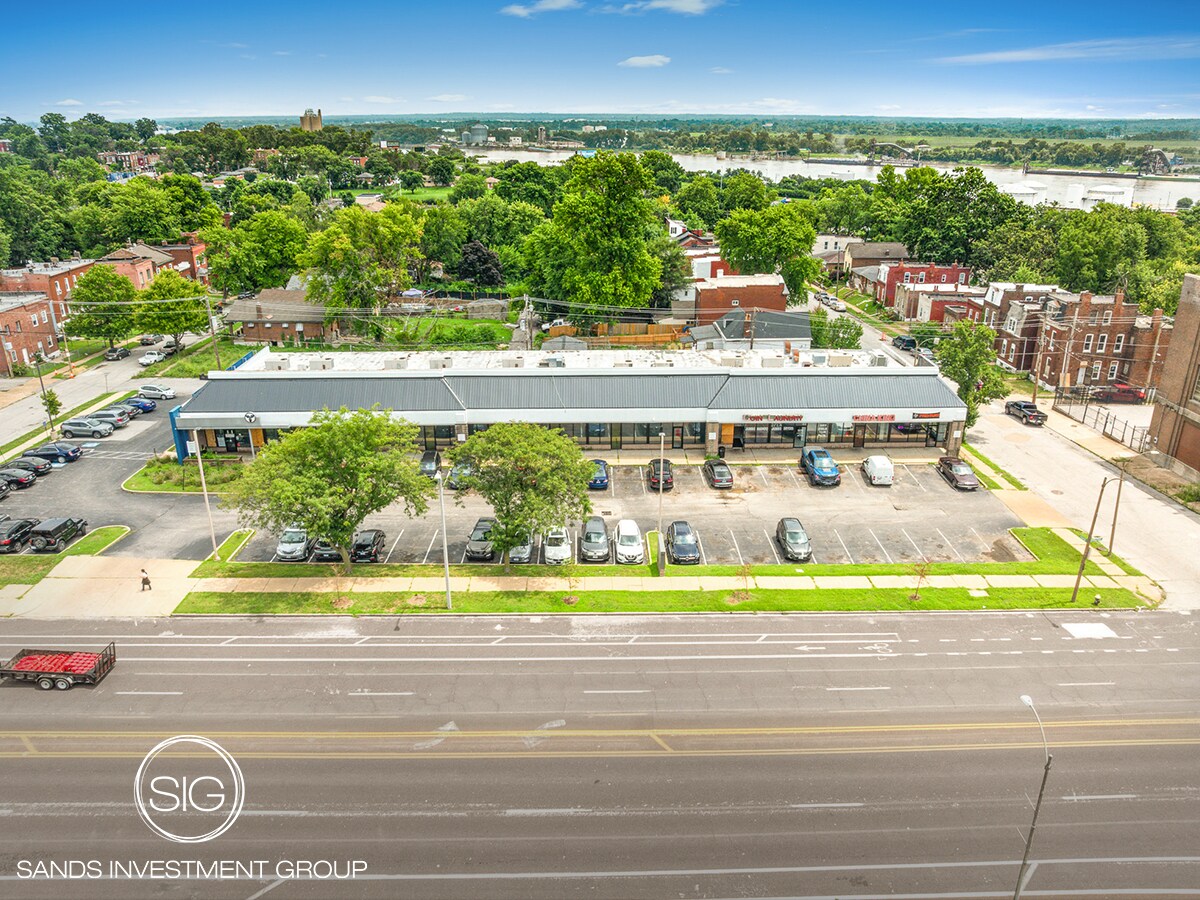 3934-3956 S Broadway, Saint Louis, MO à vendre Photo du bâtiment- Image 1 de 6