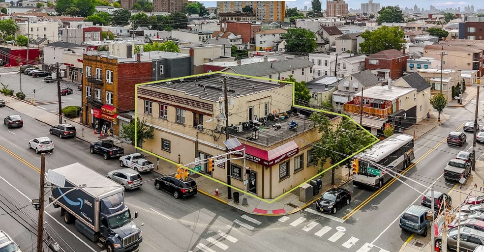 6000-6004 Kennedy Blvd W, West New York, NJ for sale - Building Photo - Image 1 of 18