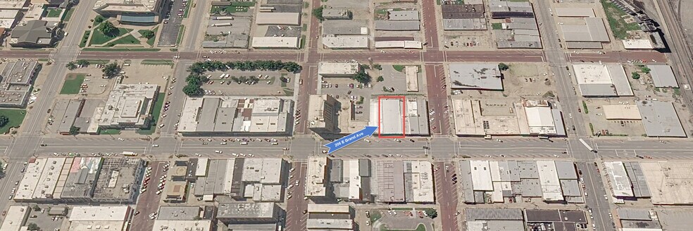206-208 E Grand Ave, Ponca City, OK for sale - Building Photo - Image 3 of 9