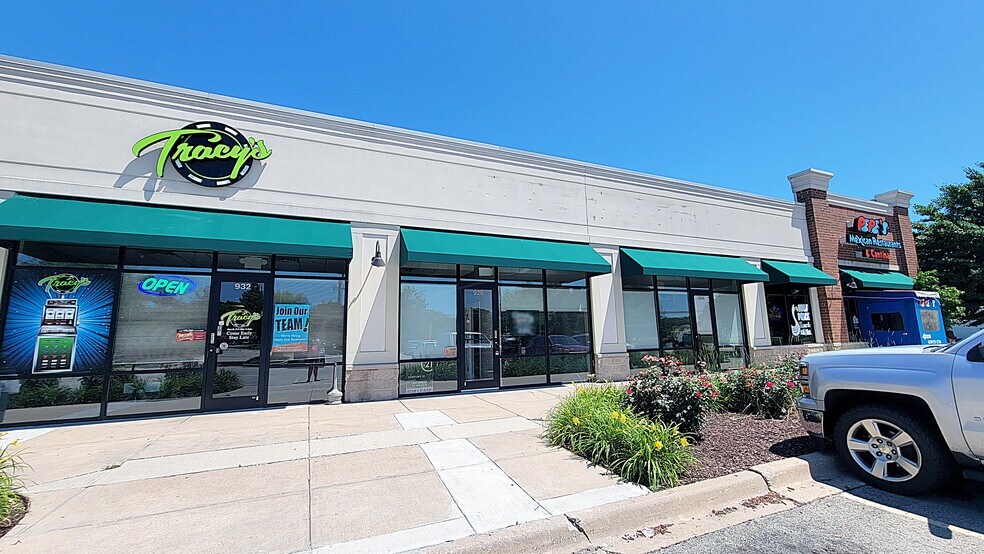 928 N Bridge St, Yorkville, IL for sale - Building Photo - Image 1 of 1