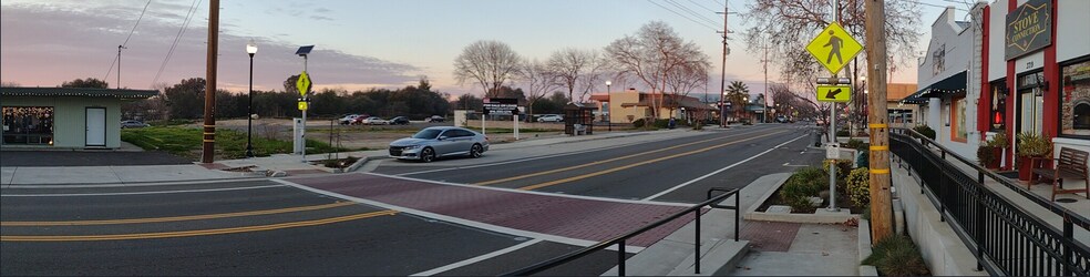 3710 Taylor Rd, Loomis, CA à vendre - Photo du bâtiment - Image 2 de 2