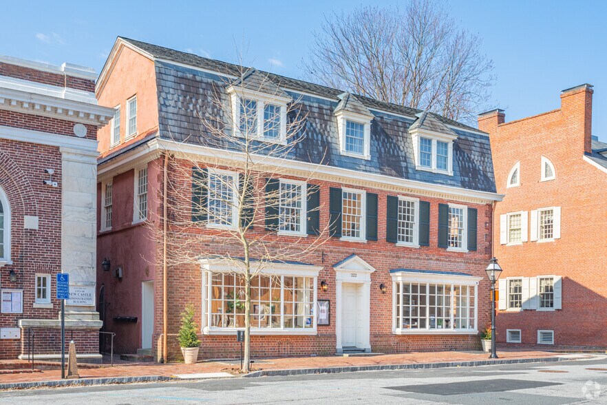 222 Delaware St, New Castle, DE à louer - Photo du bâtiment - Image 3 de 10