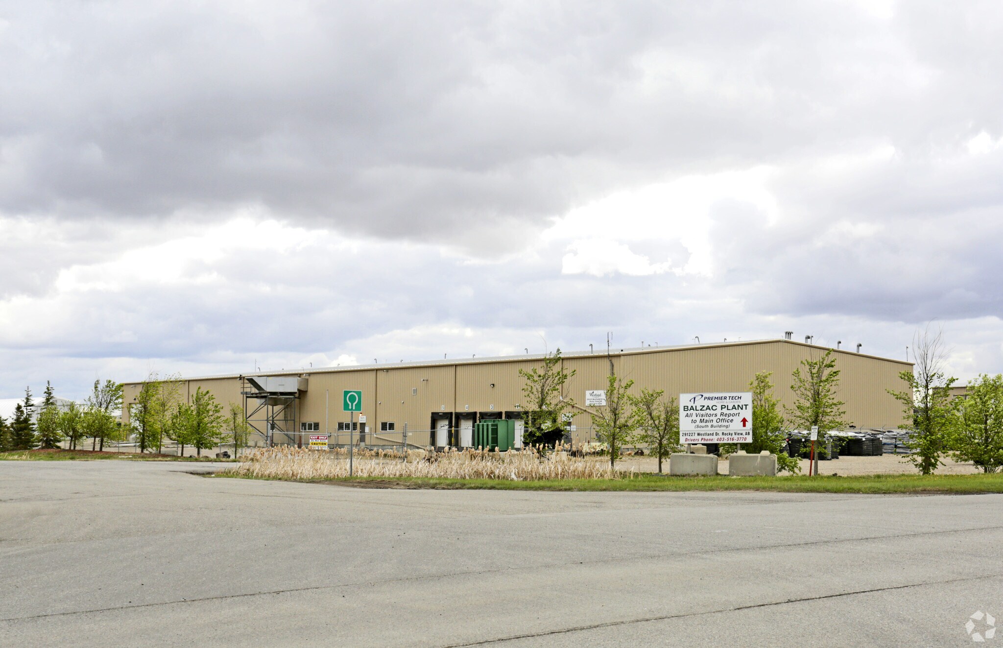 291231 Westland Dr, Rocky View C, AB à vendre Photo principale- Image 1 de 1