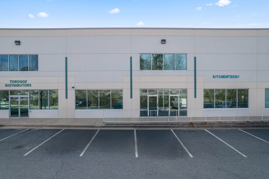 17857-17889 Fraley Blvd, Dumfries, VA à vendre - Photo du bâtiment - Image 2 de 34
