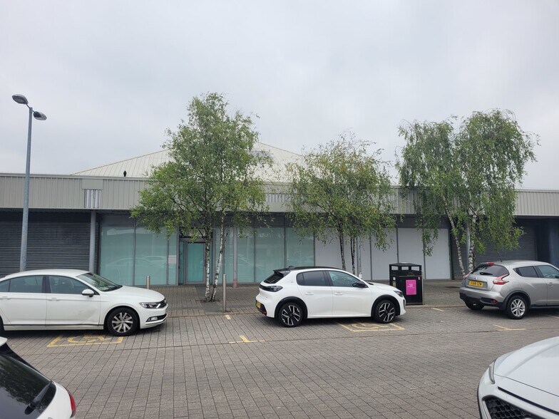 27 Cowglen Rd, Glasgow à louer - Photo du bâtiment - Image 2 de 7