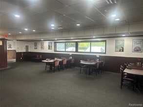 30843 Plymouth Rd, Livonia, MI for lease Interior Photo- Image 2 of 4