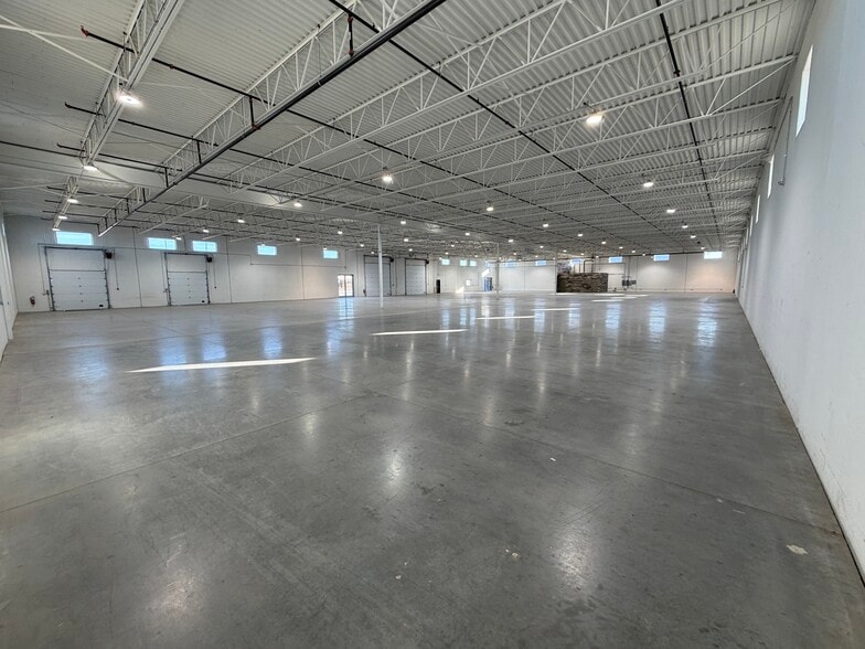 2801 W O St, Lincoln, NE for sale - Building Photo - Image 3 of 15