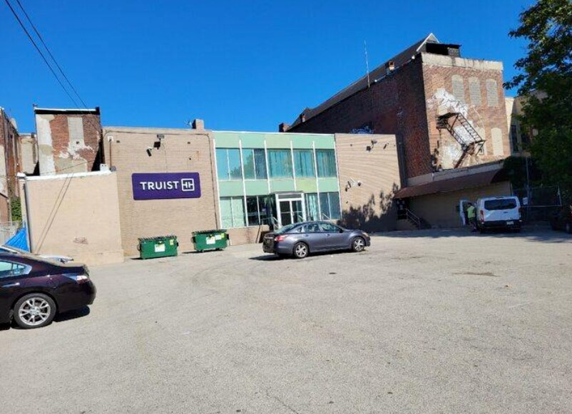 4621-4627 Frankford Ave, Philadelphia, PA à vendre - Photo du bâtiment - Image 2 de 11