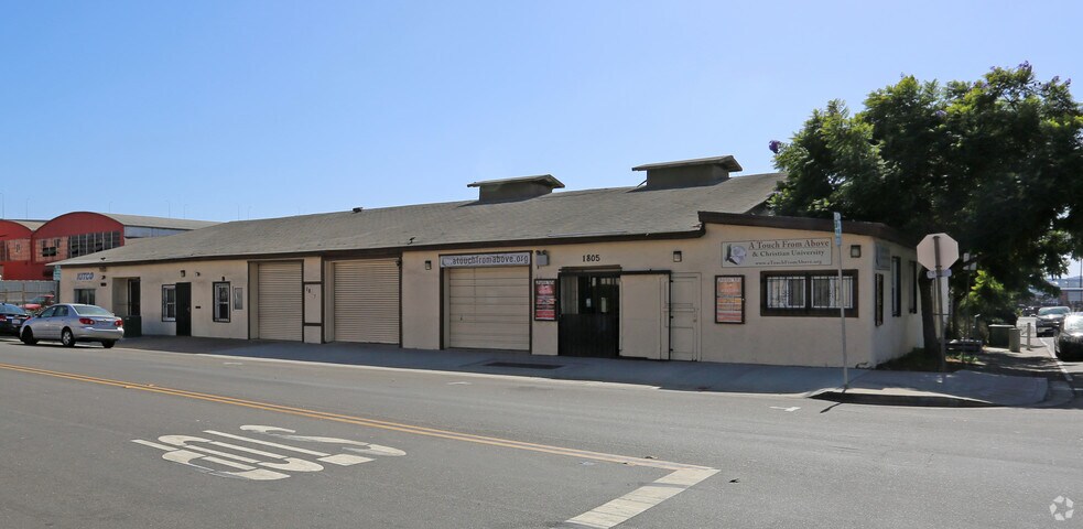 1805-1809 Main St, San Diego, CA à louer - Photo du bâtiment - Image 2 de 6