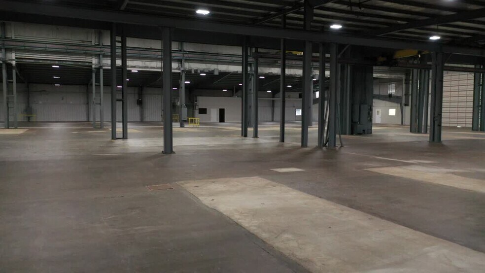 600 S Loop 485, Gladewater, TX à louer - Vidéo sur l’inscription commerciale - Image 3 de 34