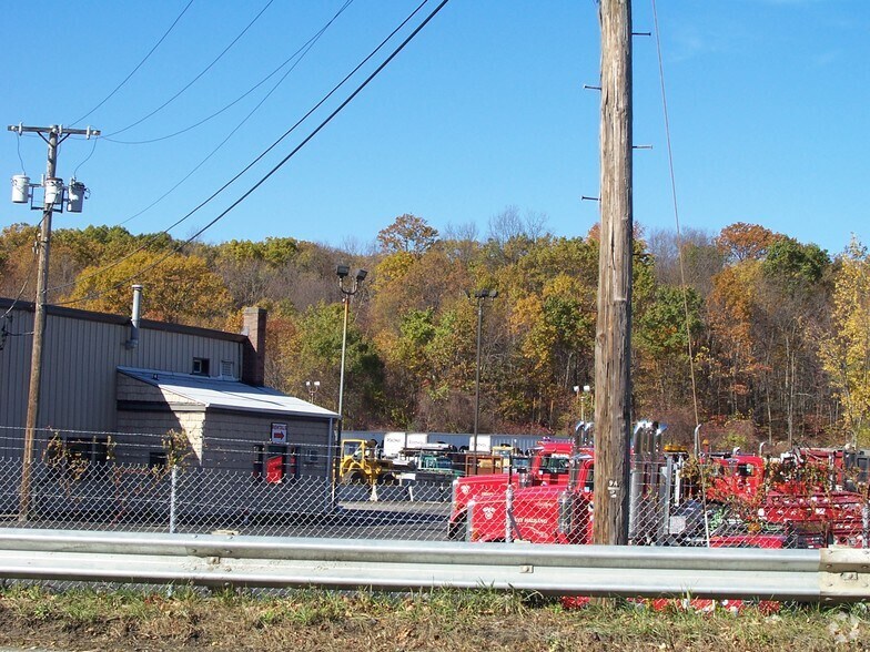537 Hartford Tpke, Shrewsbury, MA à vendre - Photo du bâtiment - Image 3 de 3