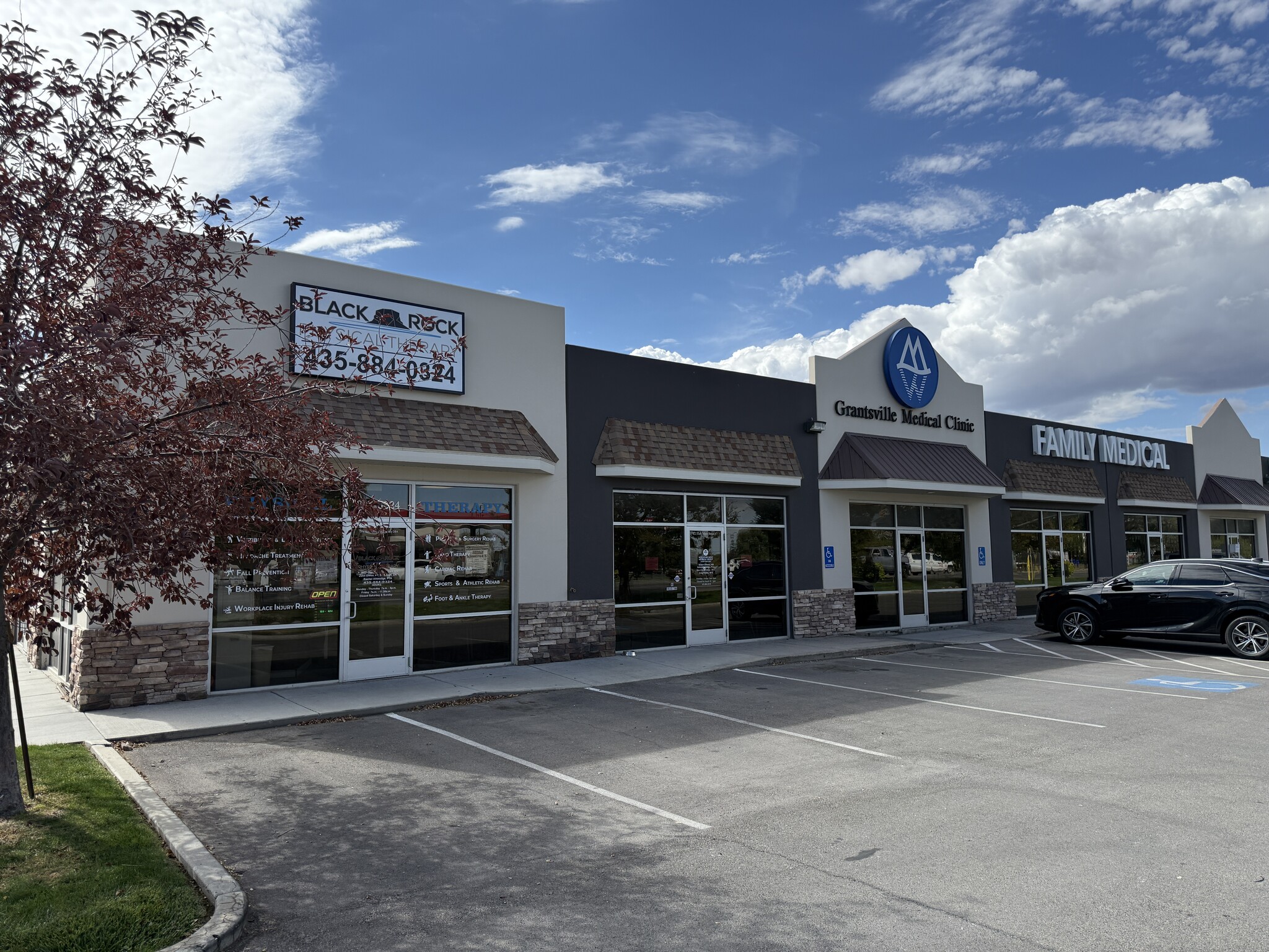 822 E Main St, Grantsville, UT for lease Primary Photo- Image 1 of 7