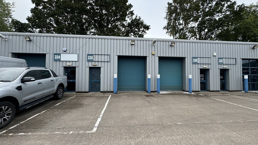 331-340 Beech Vw, Hartlebury for lease - Building Photo - Image 2 of 11
