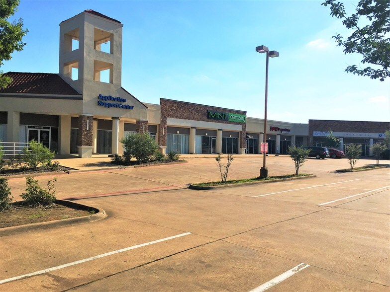 1100 E Pleasant Run Rd, DeSoto, TX à louer - Photo du bâtiment - Image 2 de 9