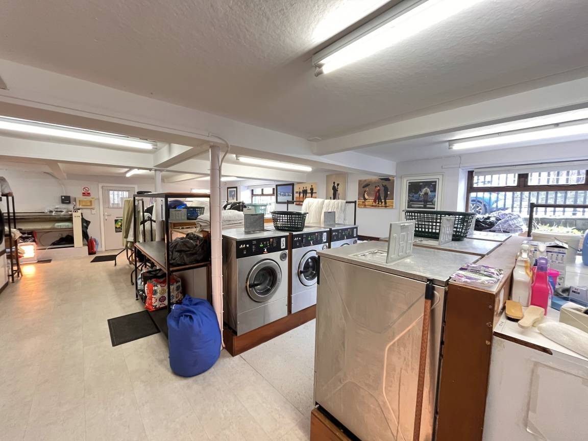 2B Sandbed, Hawick, SCB TD9 0HF - Unit Lower ground -  - Interior Photo - Image 2 of 3