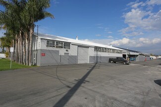 Plus de détails pour 551-583 N Batavia St, Orange, CA - Industriel à louer