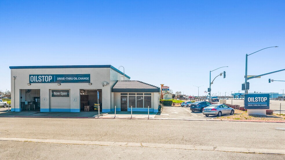7730 Holman Rd, Stockton, CA à vendre - Photo du bâtiment - Image 2 de 9