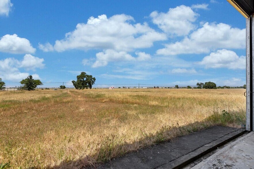 3333 Nicolaus Rd, Lincoln, CA for sale - Building Photo - Image 3 of 10