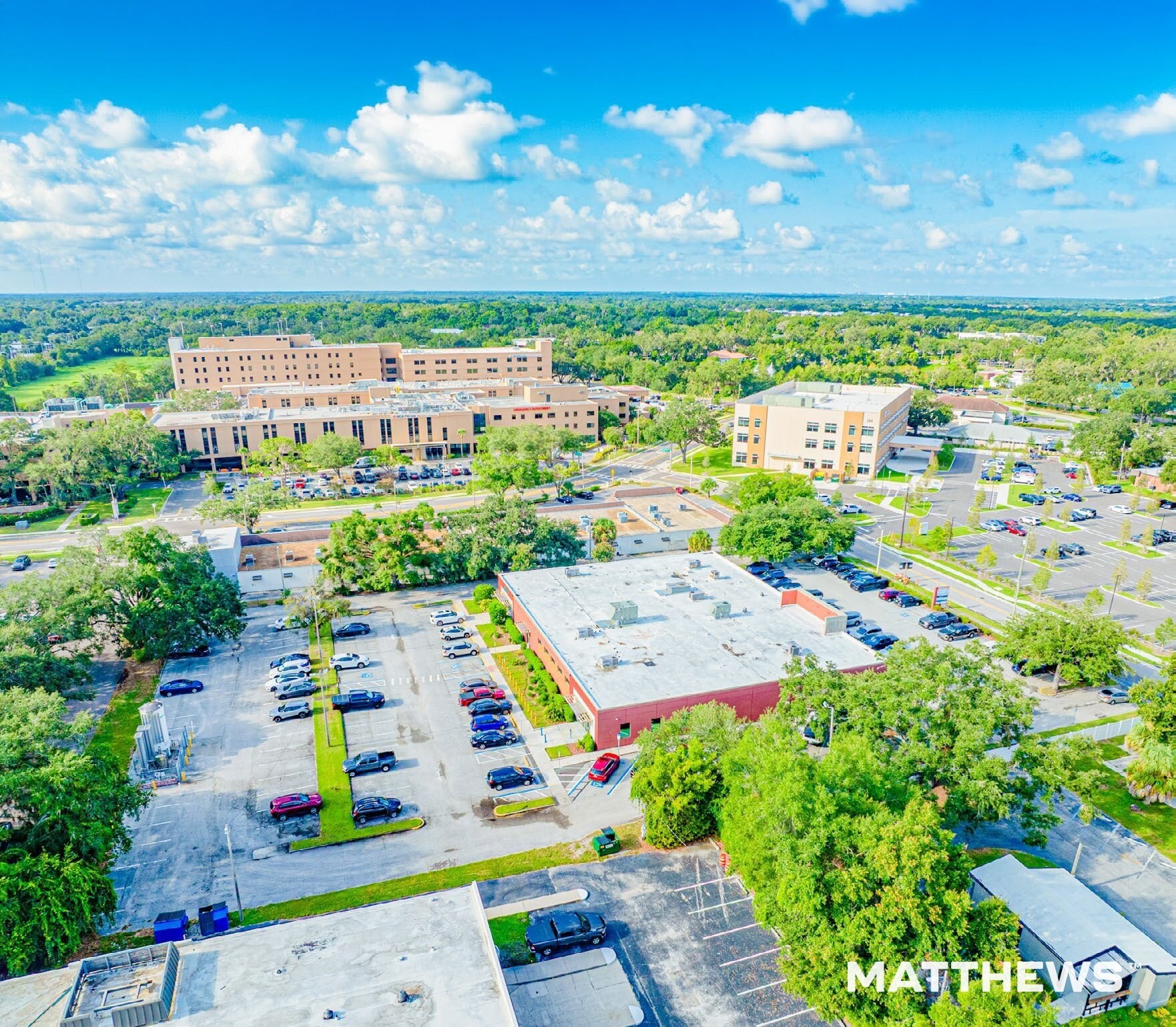 205 S Moon Ave, Brandon, FL à vendre Photo du bâtiment- Image 1 de 4