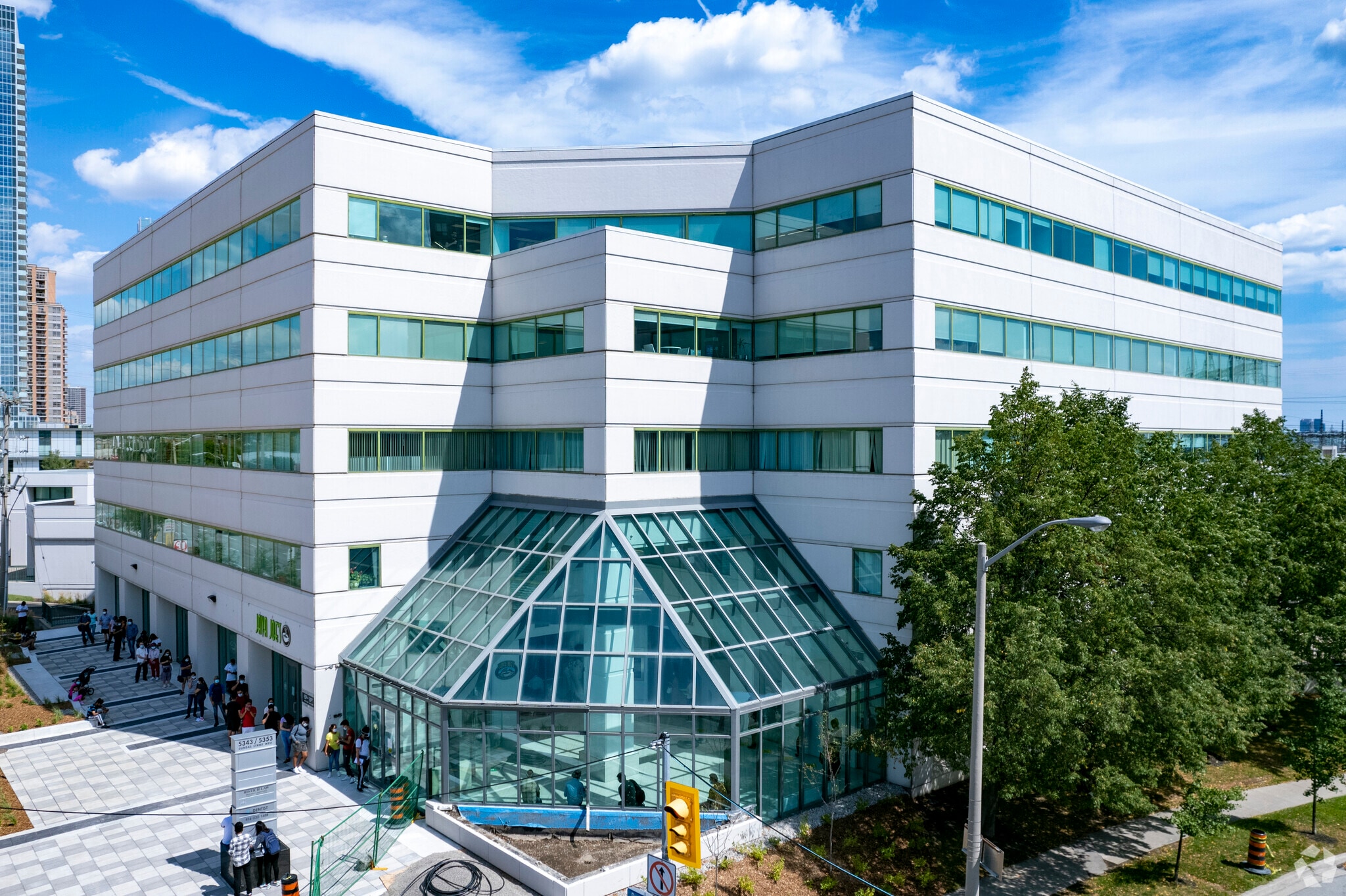 5353 Dundas St W, Toronto, ON for sale Primary Photo- Image 1 of 1