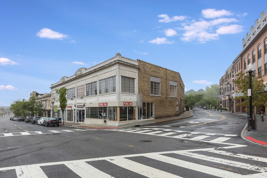 352 Bloomfield Ave, Montclair, NJ for lease - Building Photo - Image 3 of 6