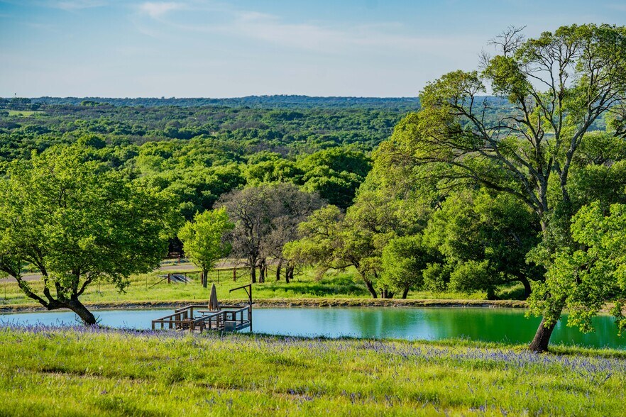 4260 N Ranch Rd 783, Harper, TX à vendre - Photo principale - Image 1 de 1